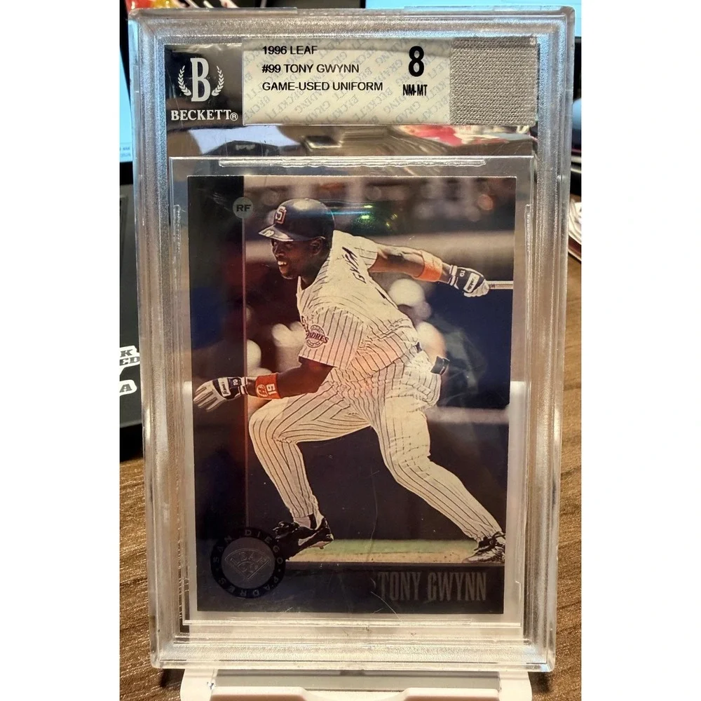 TONY GWYNN 1996 LEAF GAME USED JERSEY CARD SLABBED & GRADED BECKETT NM-MT+ 8.5